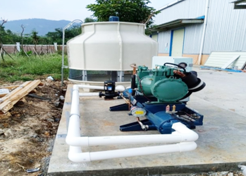 變頻滿液式冷水機(jī)組之所以節(jié)能